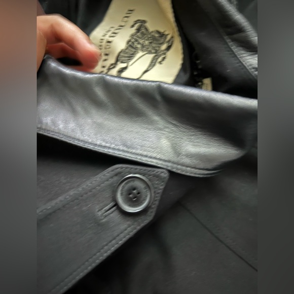 Burberry slim fit structured coat fit usa small/medium - Picture 9 of 16